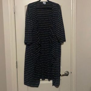 Lularoe Monroe Kimono black and grey size Large